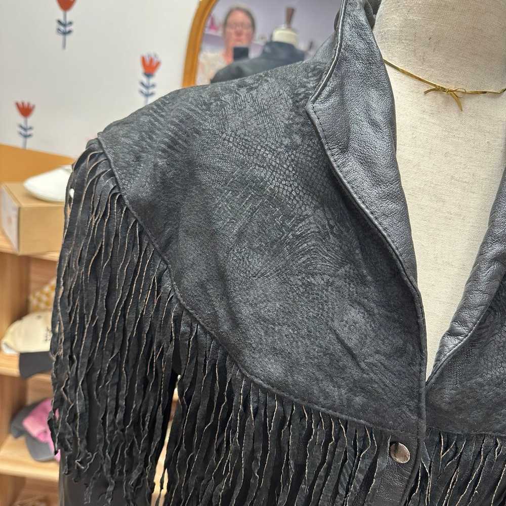 Vintage El Venado black leather fringe jacket - image 2