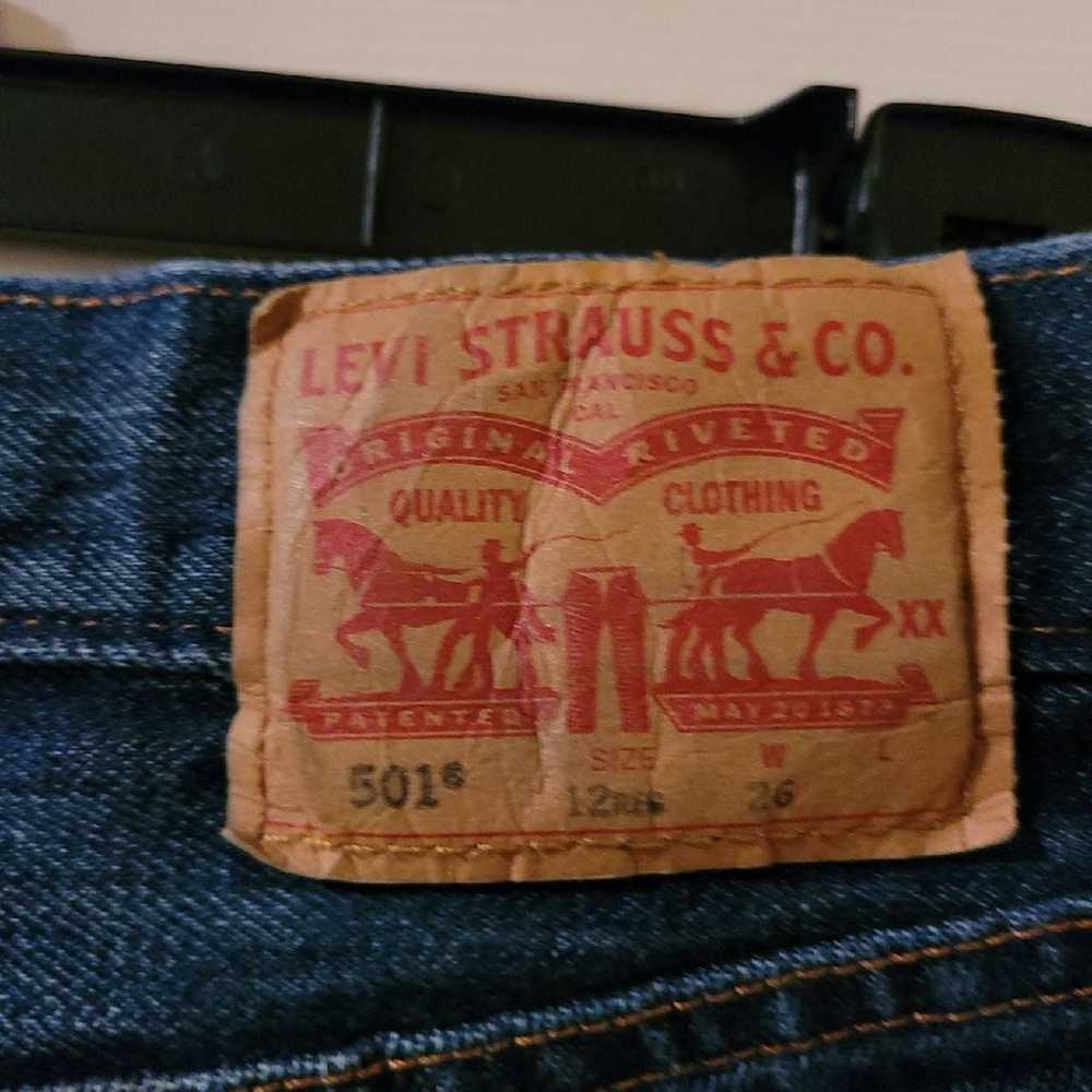 vintage women Levi's blue jeans - image 4