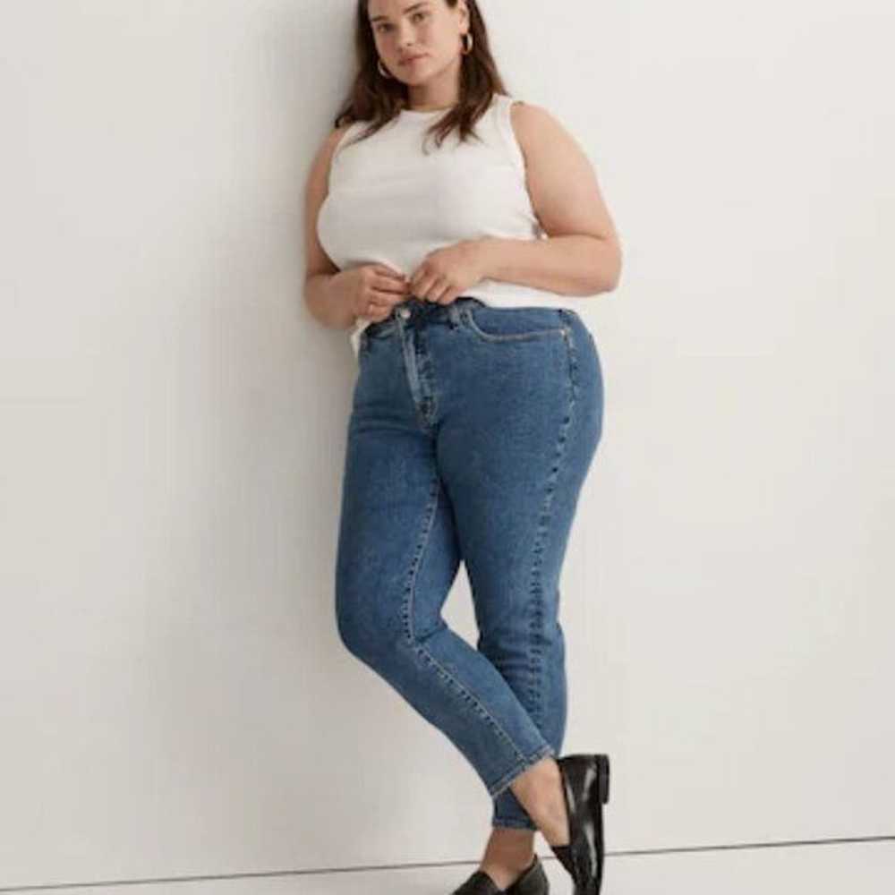 MADEWELL The Plus Mid-Rise Perfect Vintage Jeans … - image 11