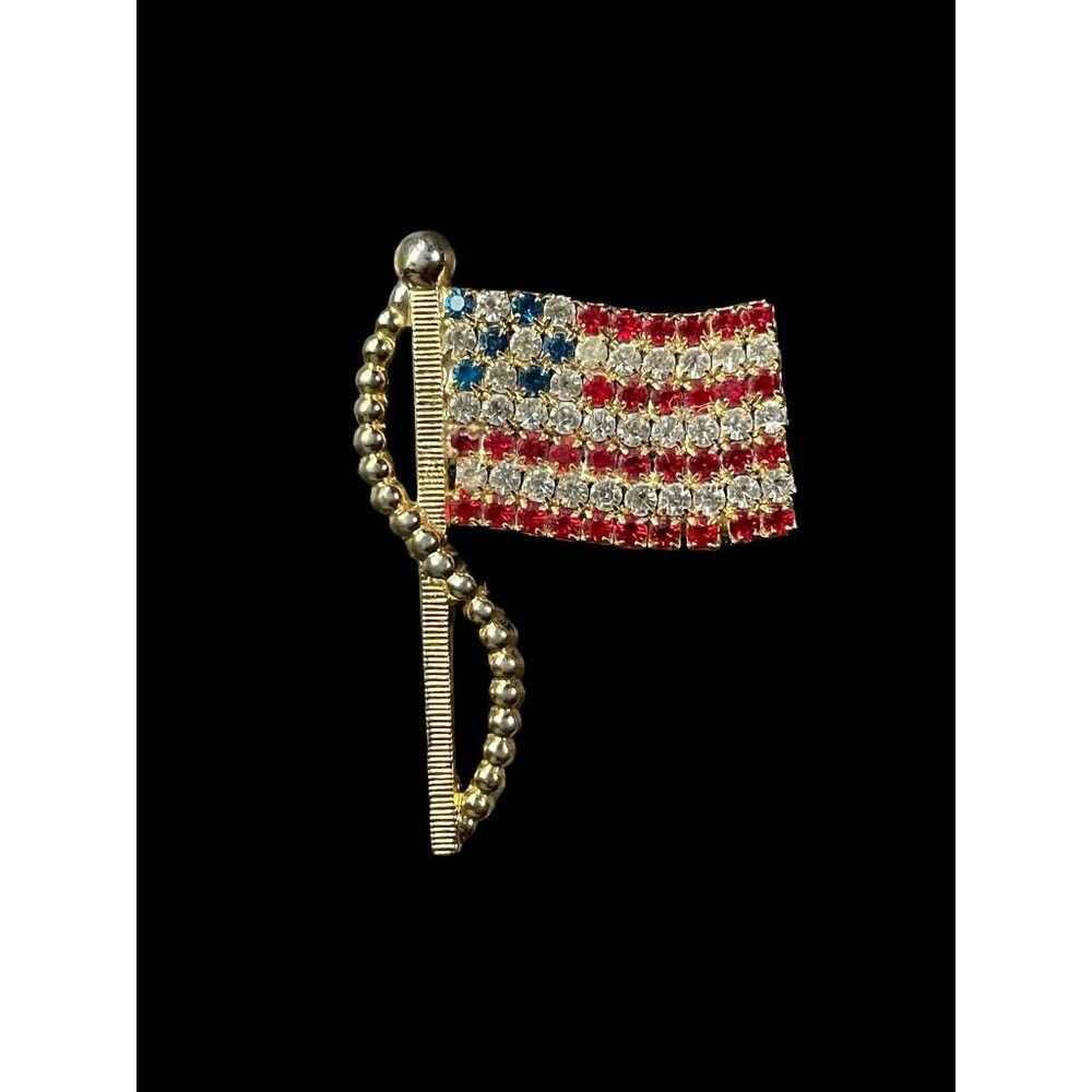 America × Pins × Vintage Vintage Gold Toned Patri… - image 1