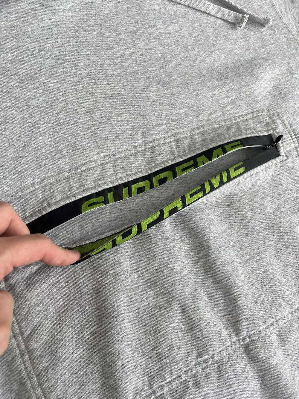 Supreme Supreme Zip Pouch Hoodie SS19 Grey - image 4