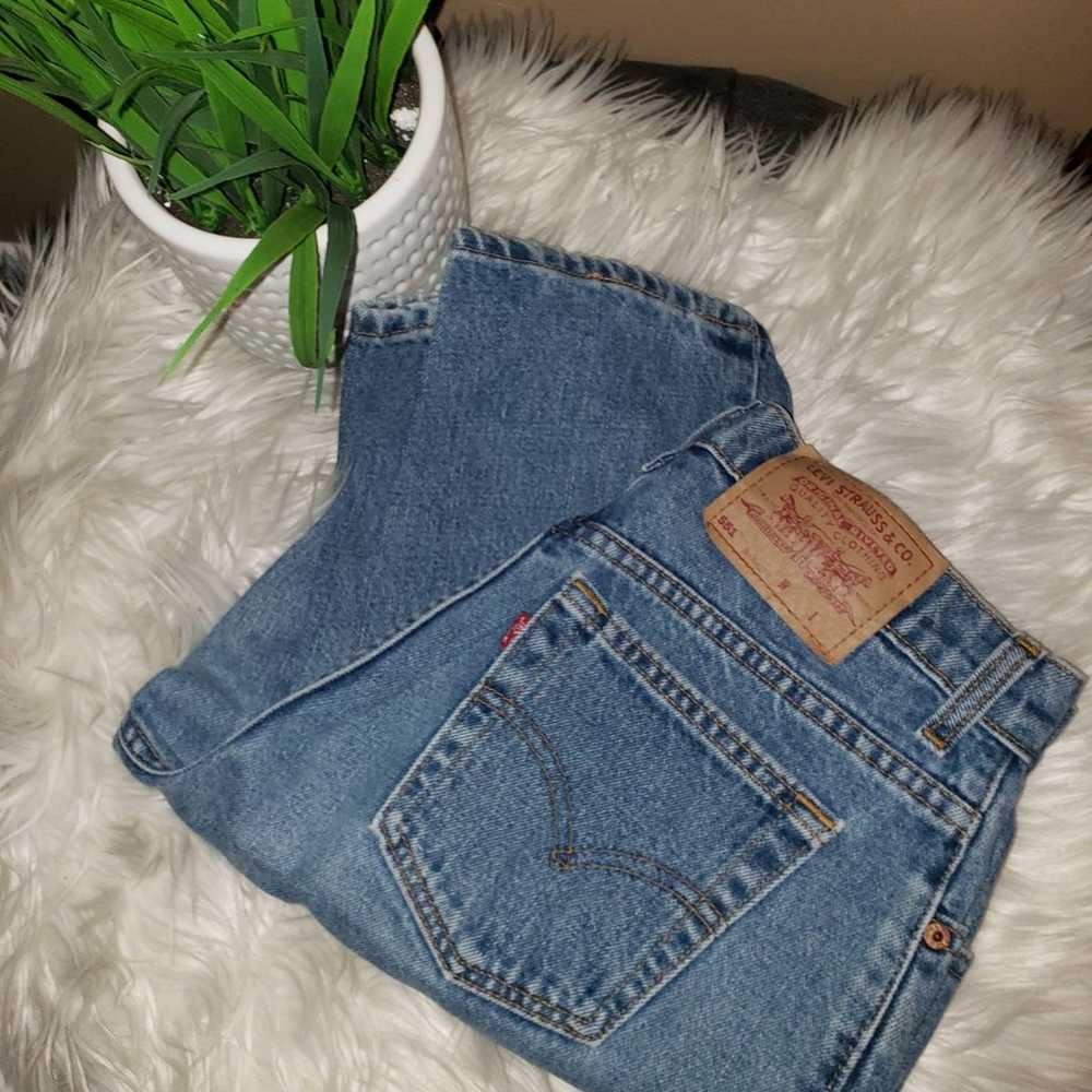 Vintage Levi's High Rise Mom Jeans - image 4