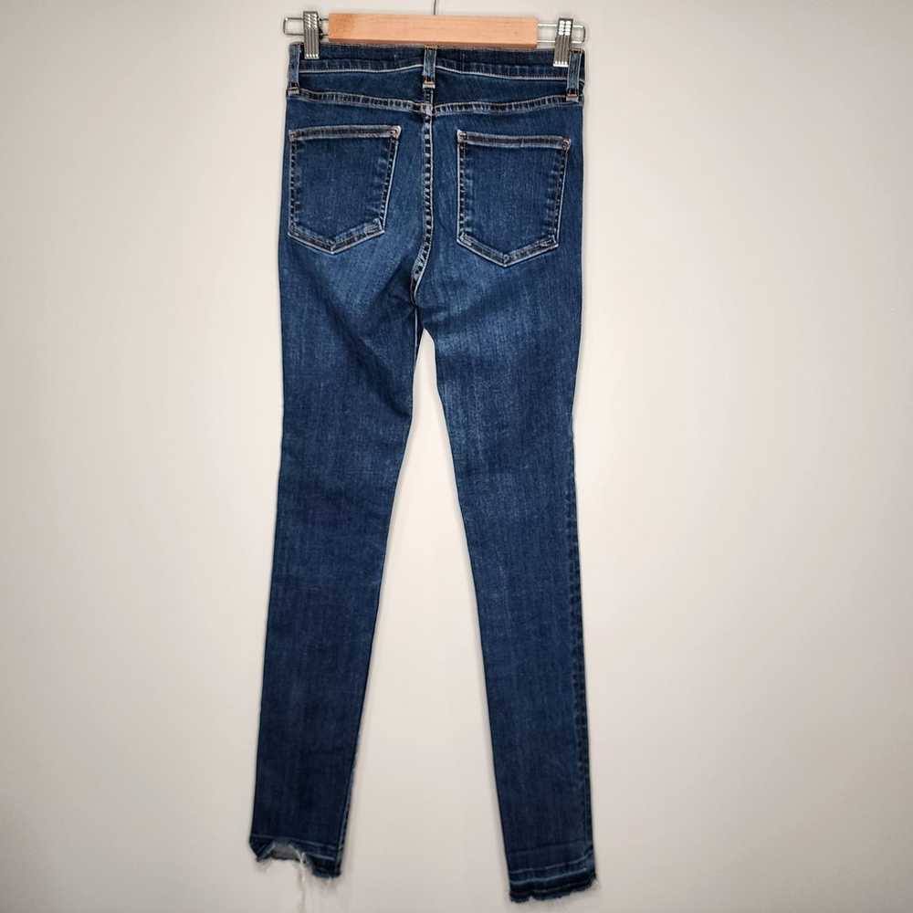 Veronica Beard Kate 10" Skinny Jeans in Vintage F… - image 5