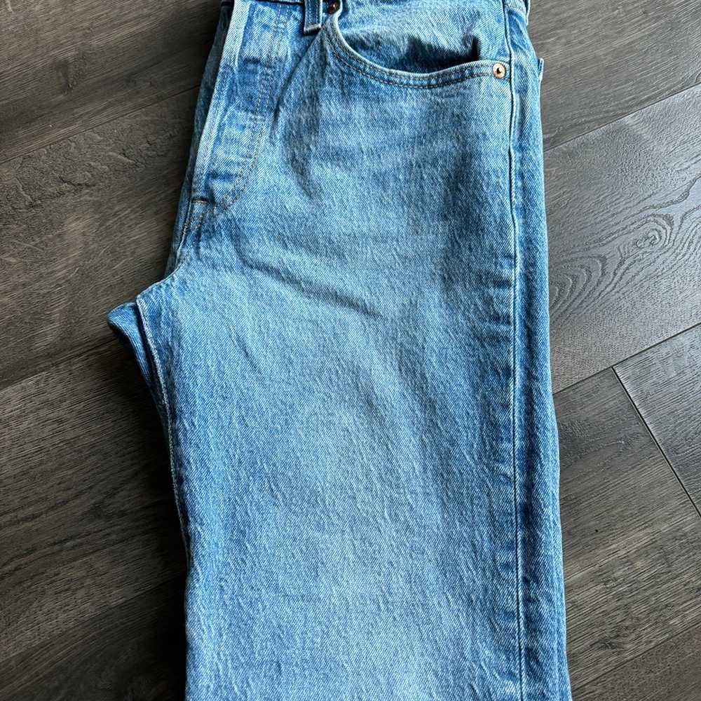 501 levi jeans - image 2