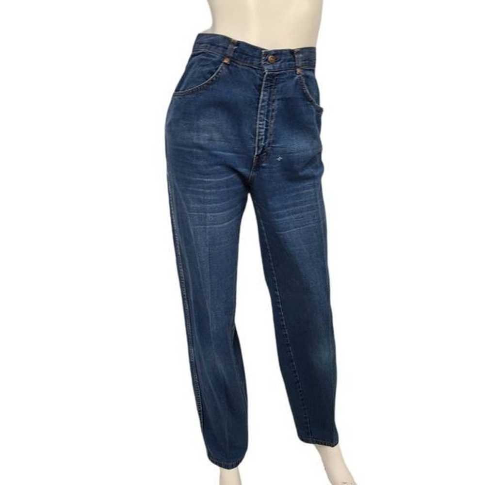 Vintage High Rise Levi's Tapered Leg 8 - image 2