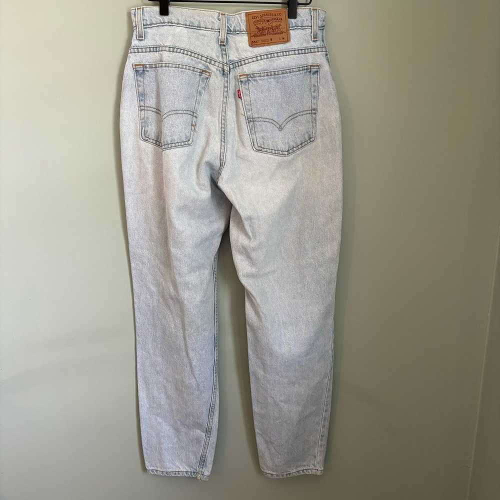 Vintage Levi's 551 Relaxed Fit Taperd Leg Jeans - image 3