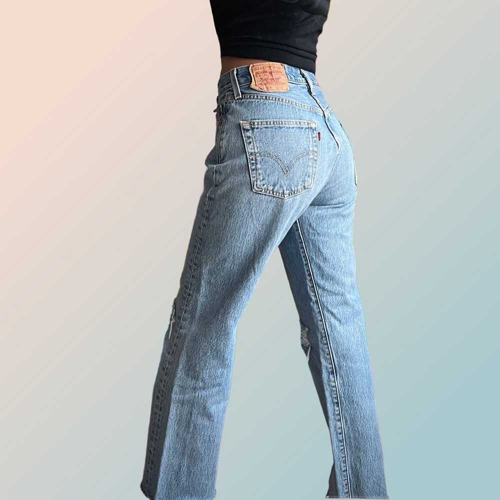 Levi's Vintage Mom Jeans High Rise Y2K - image 2