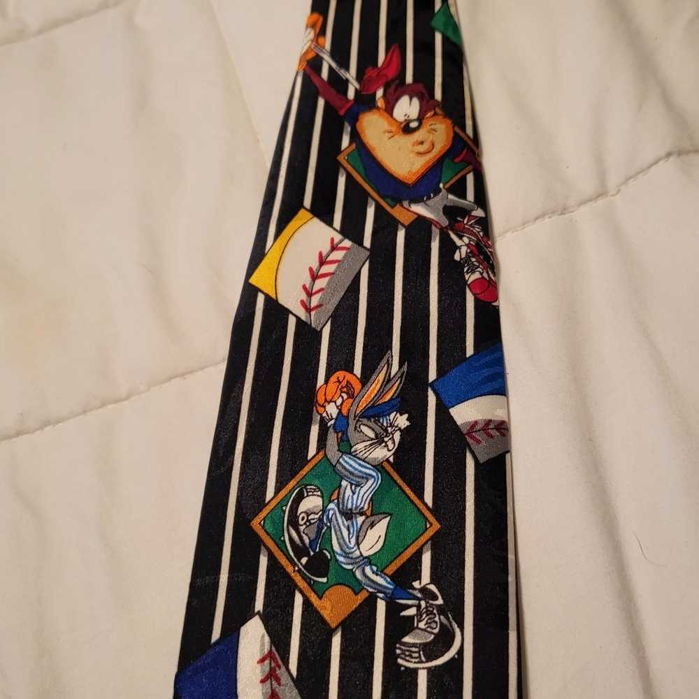 Vintage 1993 Looney Tunes Mania Tie - Baseball Th… - image 4