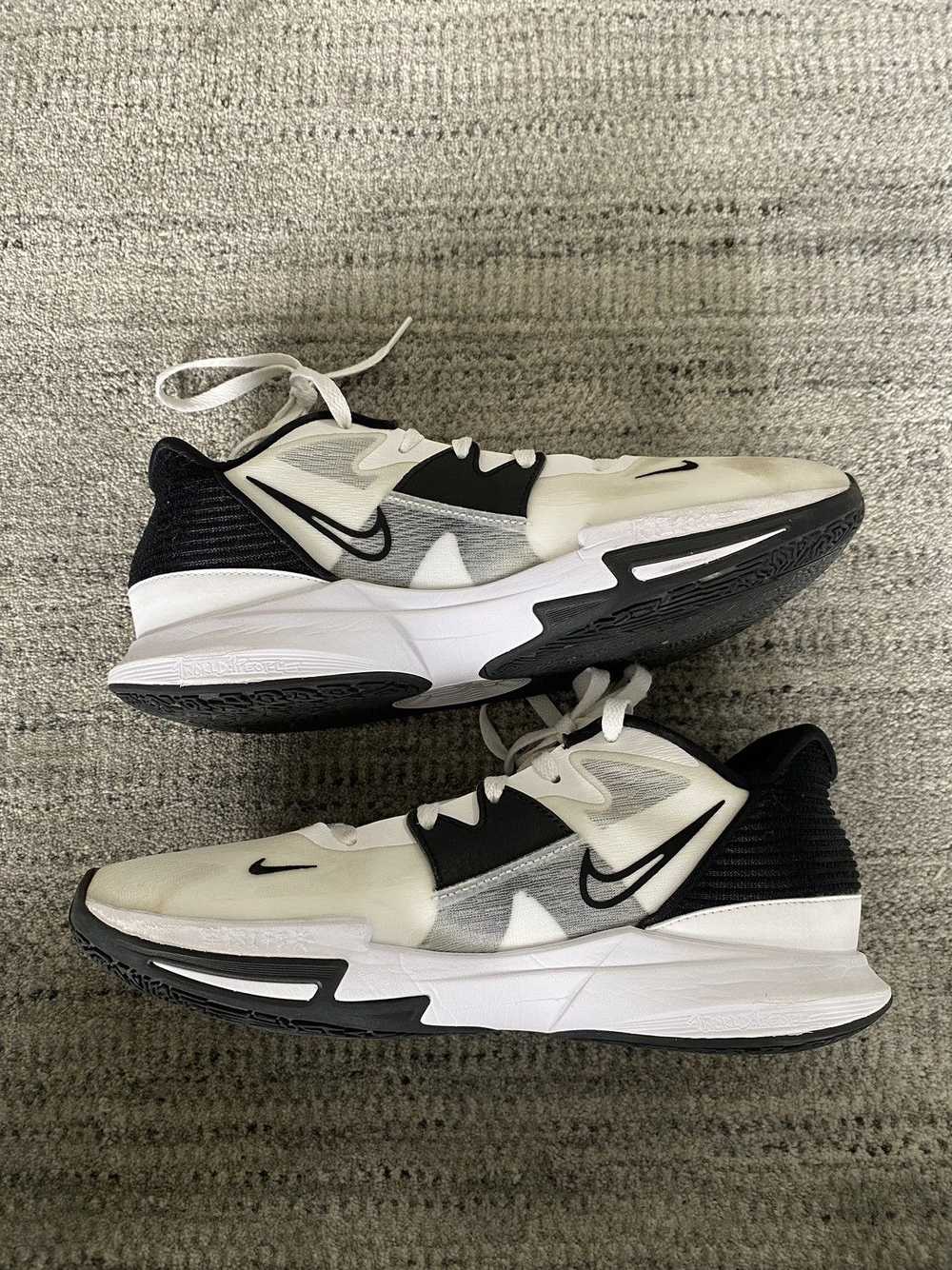 Nike Nike Kyrie 5 low - image 2