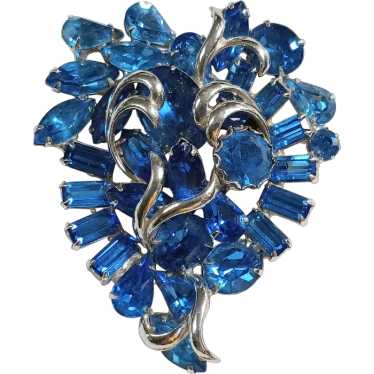 Weiss stylized heart blue rhinestone brooch - image 1