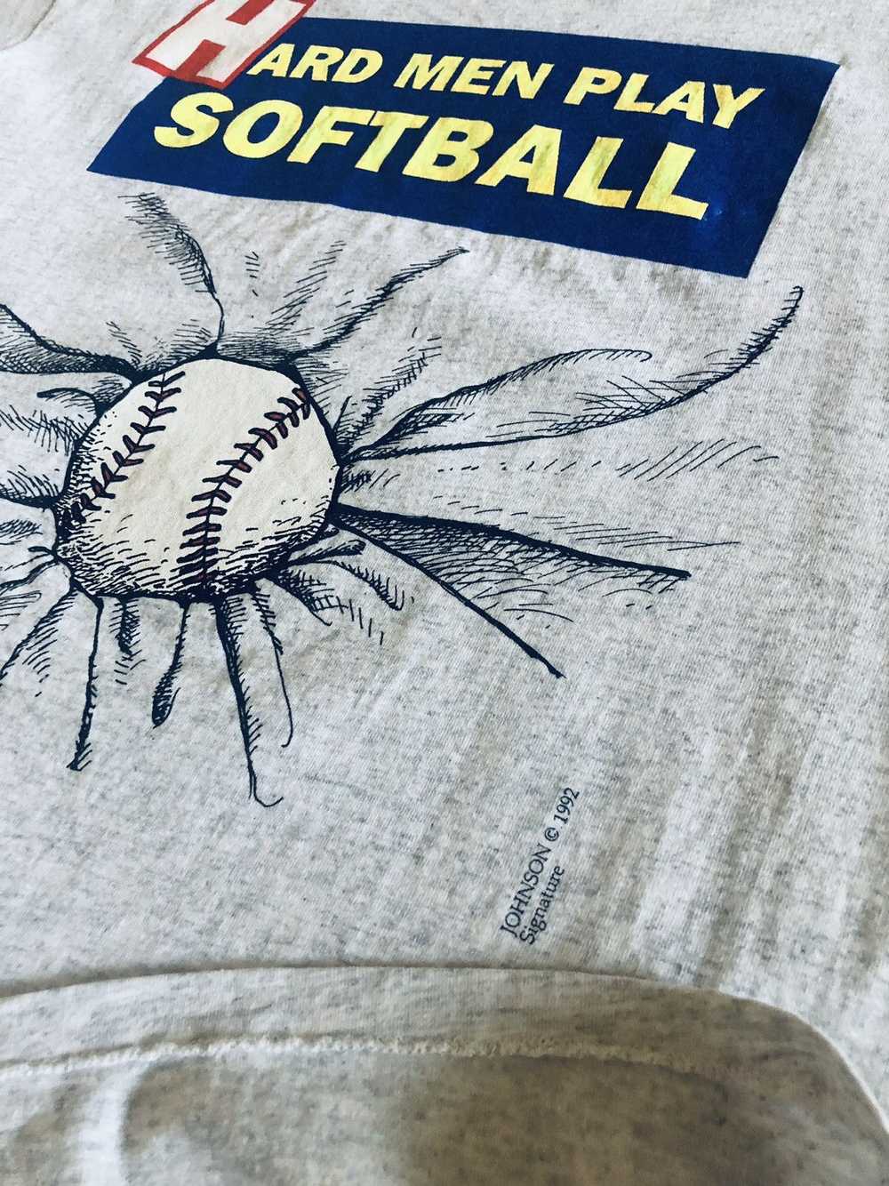 Streetwear × Vintage Vintage Graphic Softball Tee… - image 3