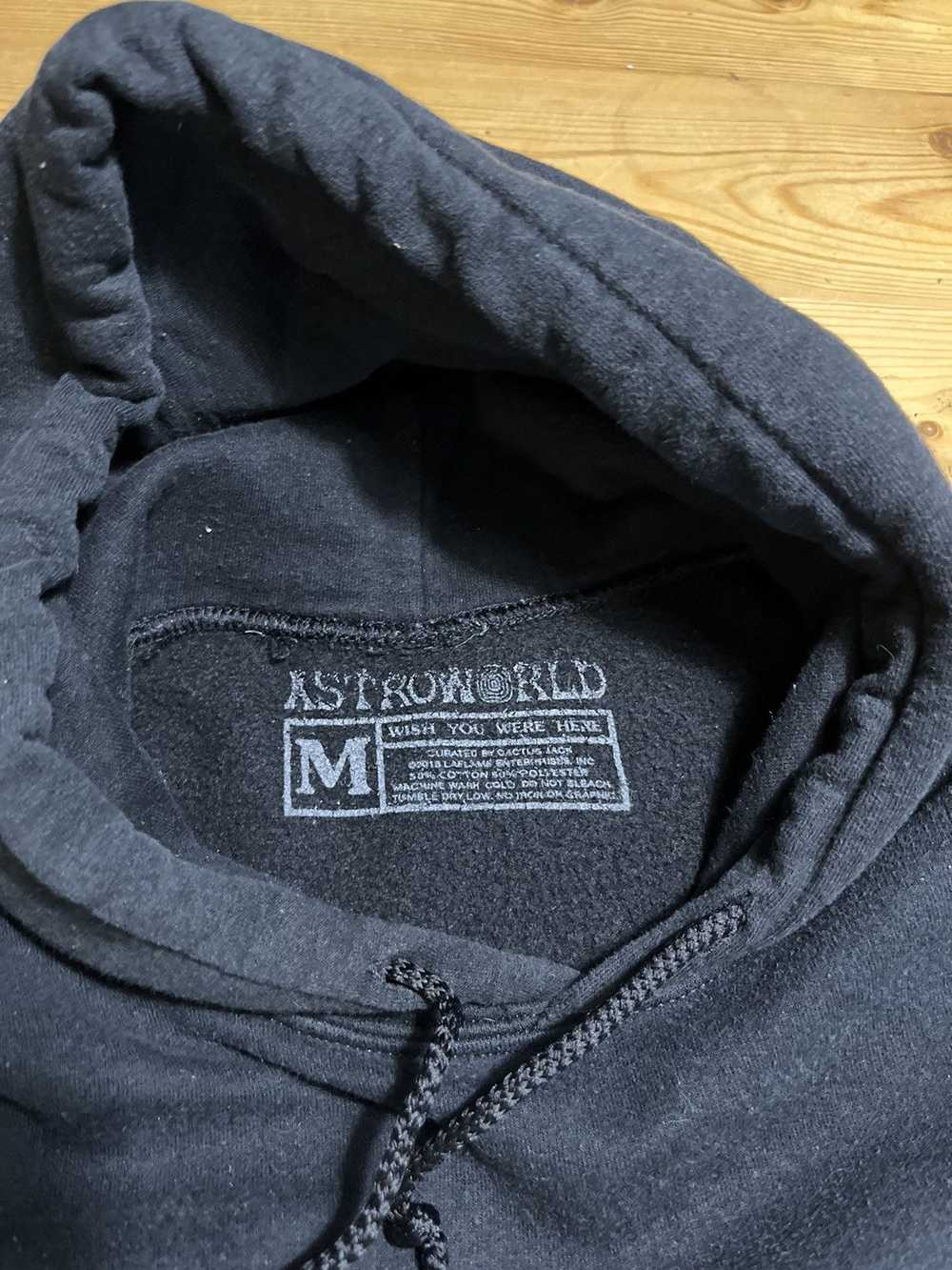 Travis Scott Astroworld Hoodie - image 3