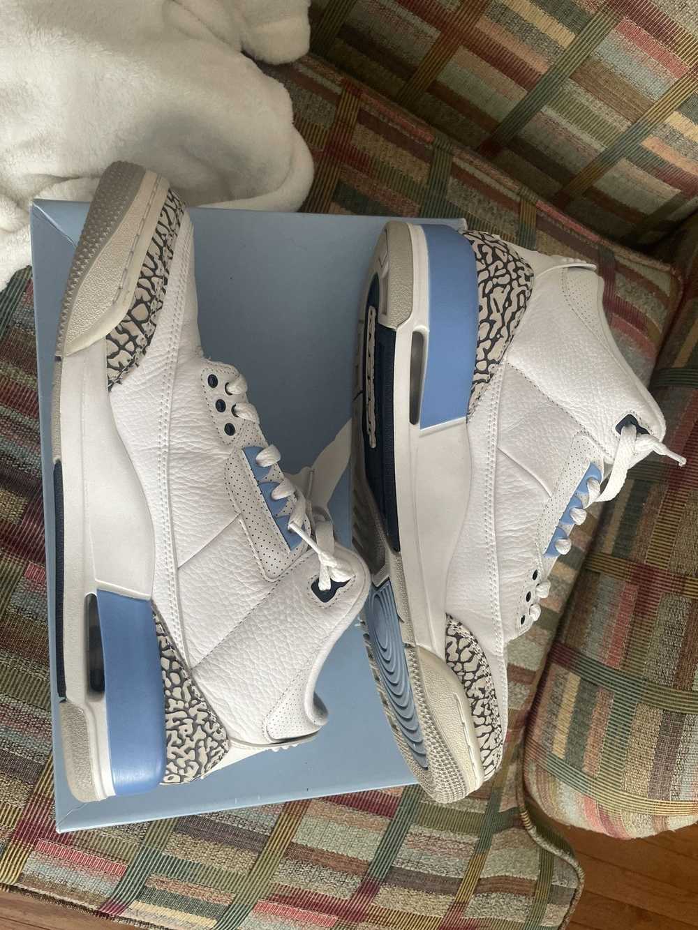 Jordan Brand × Nike Jordan 3 UNC - image 2