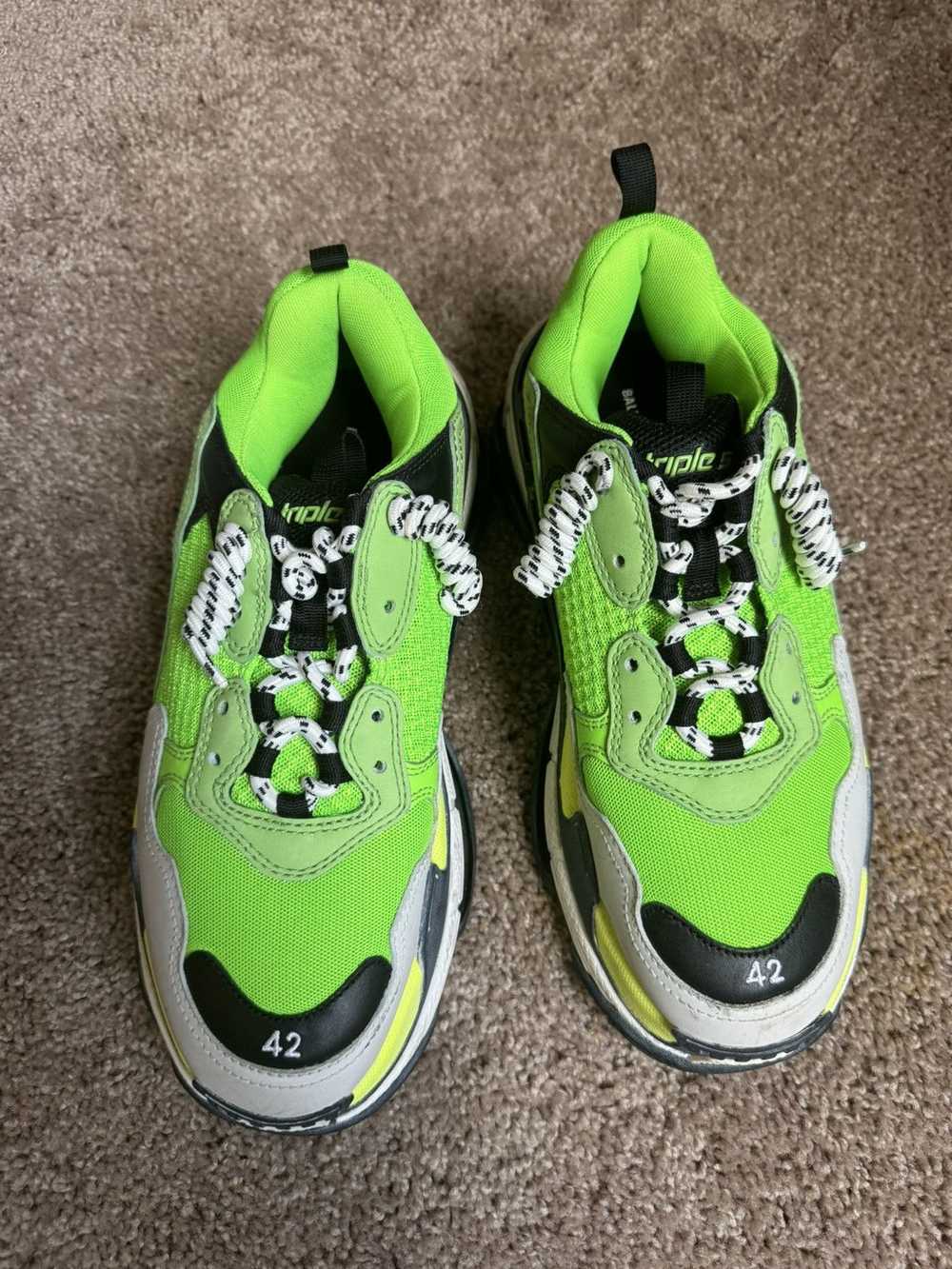 Balenciaga Balenciaga Triple S Green - image 1