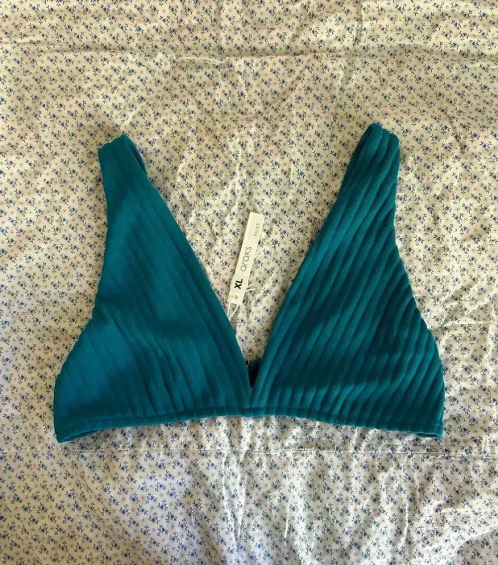 Araks Una Bikini Top (XL) | Used, Secondhand, Res… - image 1