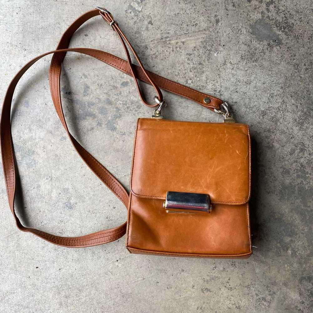 Vintage 80s Italian leather Crossbody - image 1