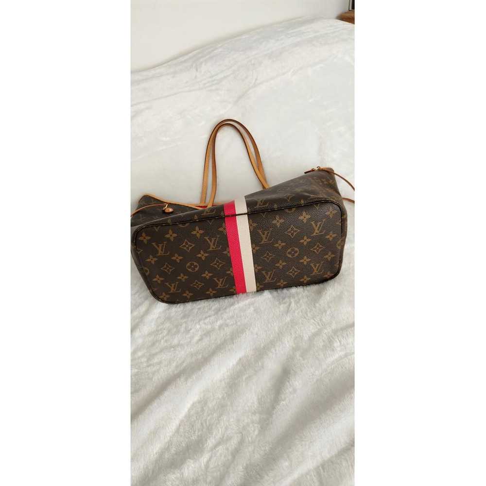 Louis Vuitton Neverfull leather tote - image 7