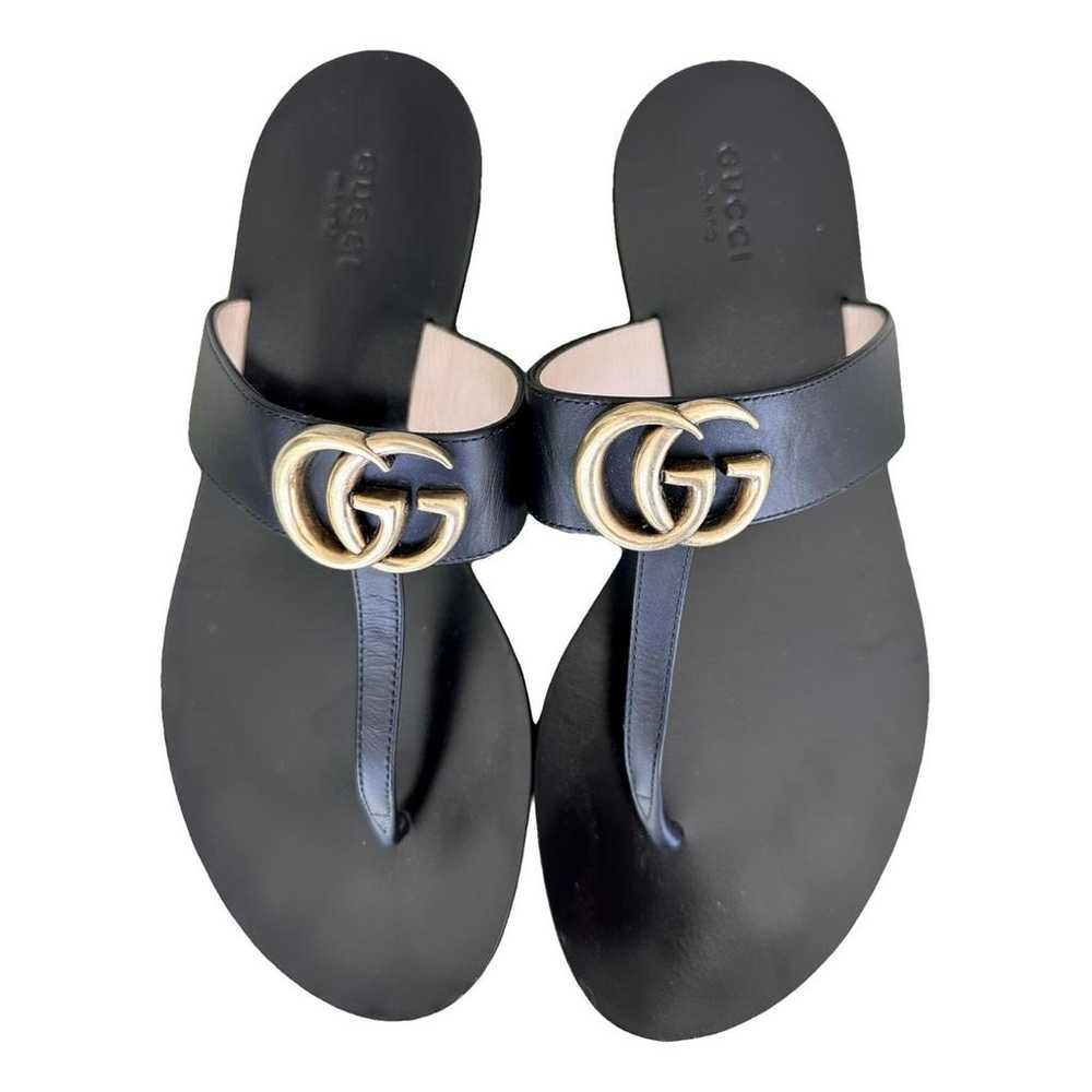 Gucci Double G leather flip flops - image 1