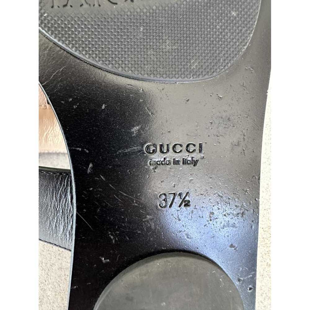 Gucci Double G leather flip flops - image 7