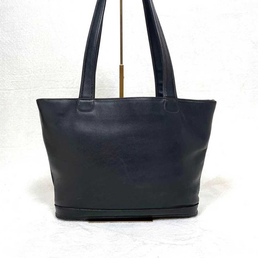 COACH Coach Glove-tanned Leather Tote Bag Black 9… - image 4