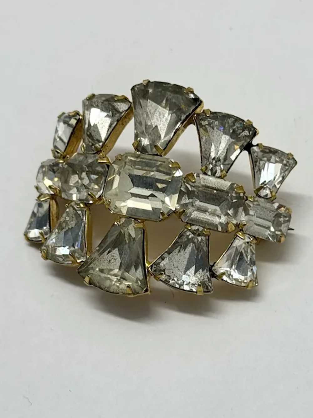 Vintage glass rhinestone brooch pin - image 3