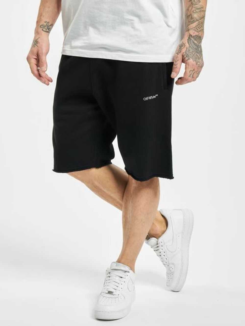 Off-White Black Raw Hem 3D Arrows Logo Sweatshorts - image 3