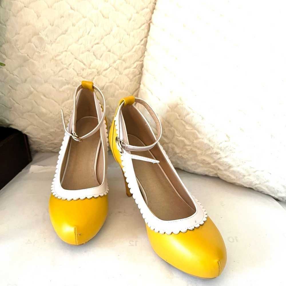 Vintage Platform MaryJane Pump Heels Yellow Ankle… - image 3