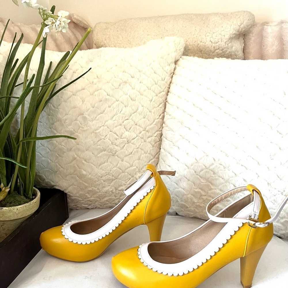 Vintage Platform MaryJane Pump Heels Yellow Ankle… - image 8