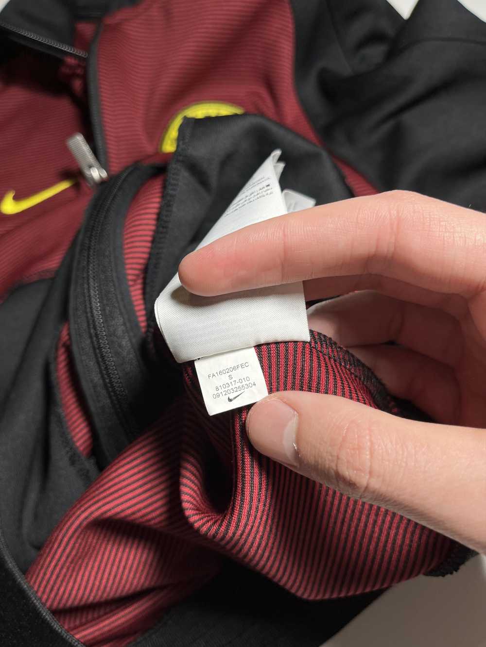 Nike × Soccer Jersey × Streetwear Nike Manchester… - image 12