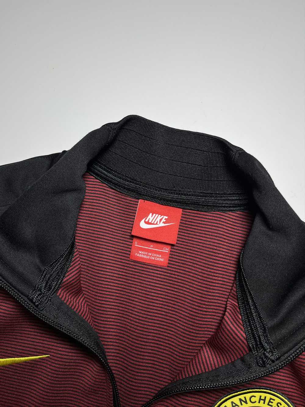 Nike × Soccer Jersey × Streetwear Nike Manchester… - image 9