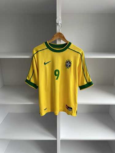 Soccer Jersey × Streetwear × Vintage Brazil Home S