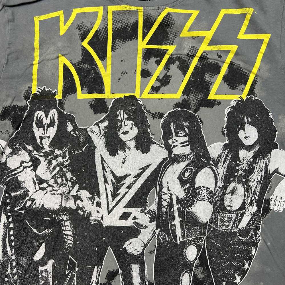 Band Tees × Kiss × Vintage Vintage 2022 Kiss Grap… - image 2