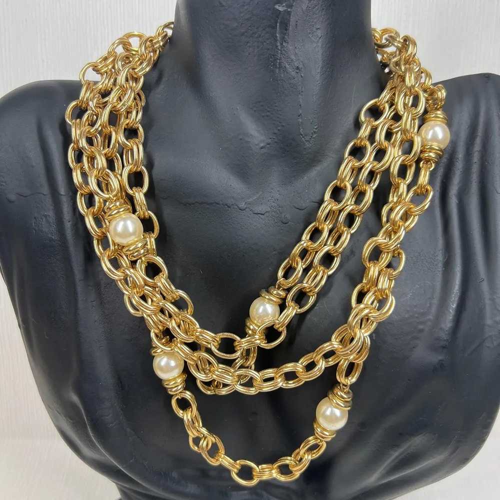 Vintage Double Strand Pearl Gold Tone Necklace - … - image 4