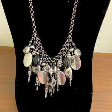 Vintage Women's Silver Jewelry/Necklace 18 inches 