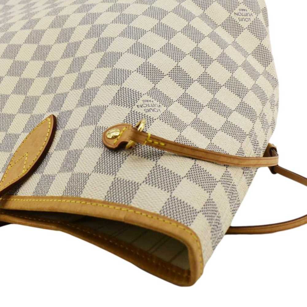 Louis Vuitton Neverfull cloth handbag - image 10