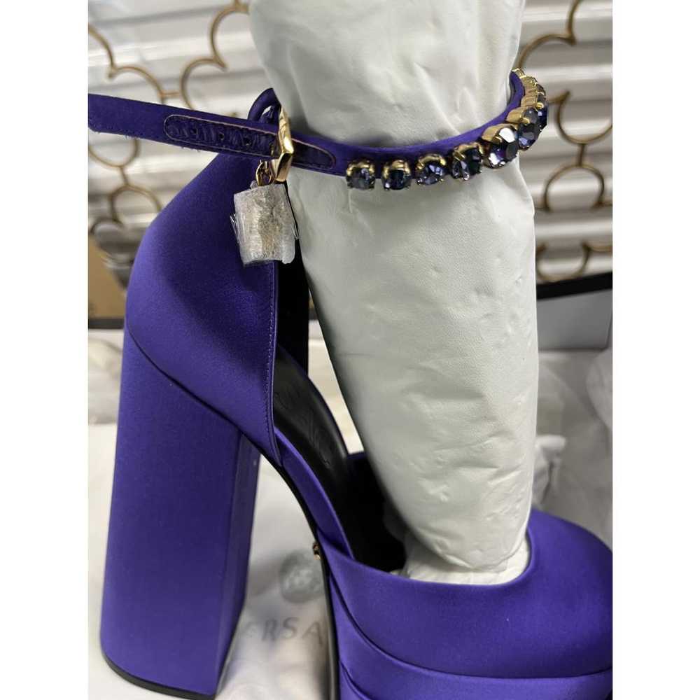 Versace Medusa Aevitas cloth heels - image 5