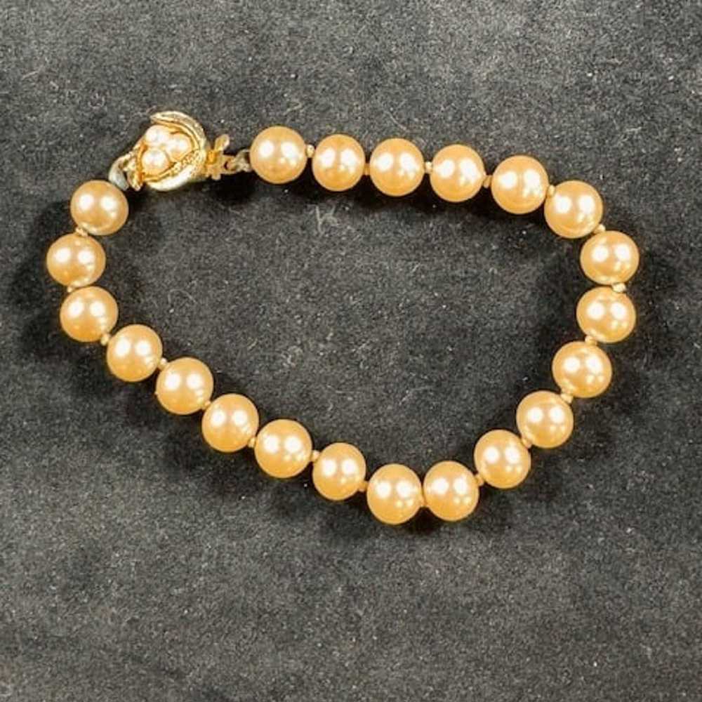 Vintage beautiful freshwater pearl bracelet 8" - image 1