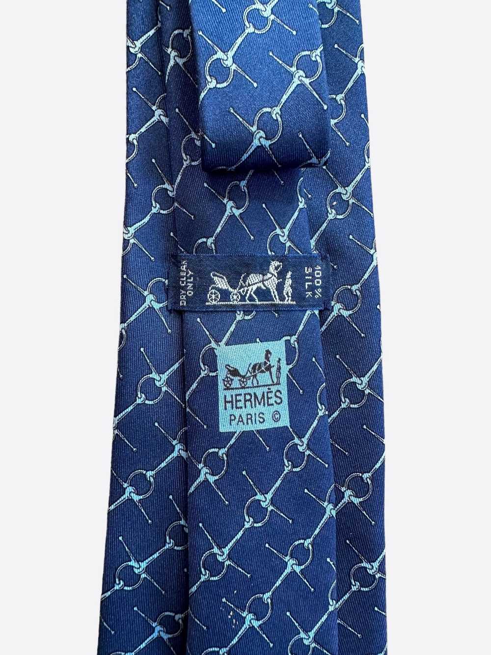 Hermes Hermes Blue Chain Patterned Silk Tie - image 3