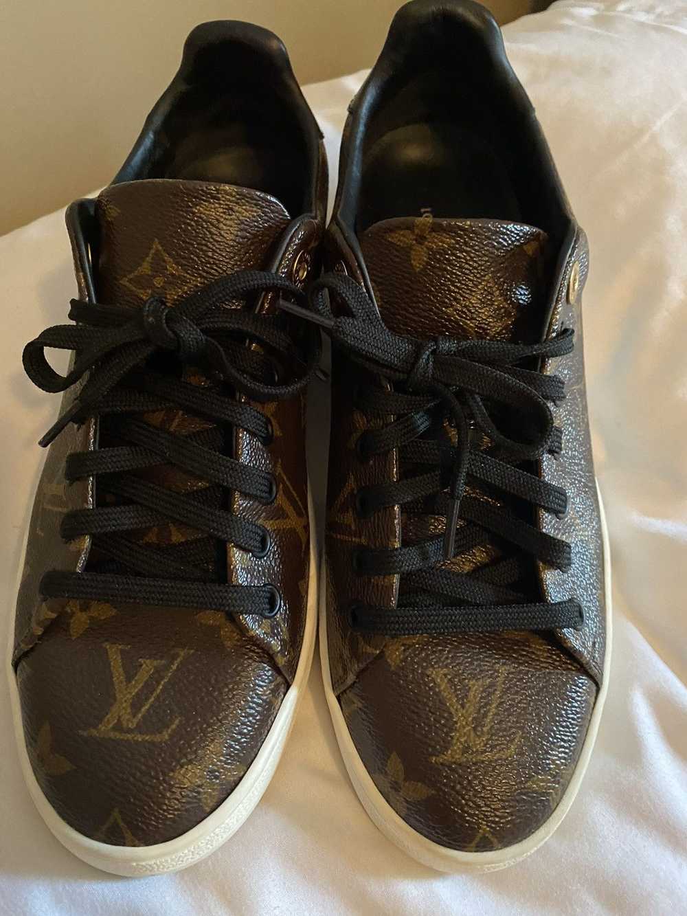 Louis Vuitton Louis Vuitton Frontrow sneaker - image 1