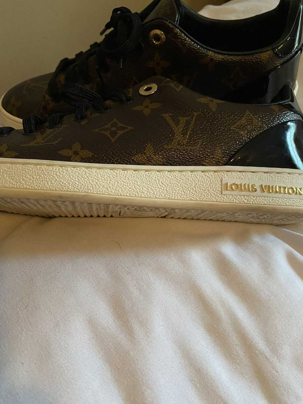 Louis Vuitton Louis Vuitton Frontrow sneaker - image 3