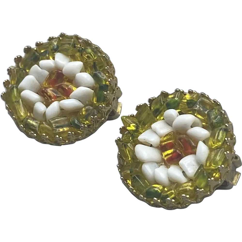 Vintage Hobé Round Glass Chip Beaded Mosaic Clip … - image 1