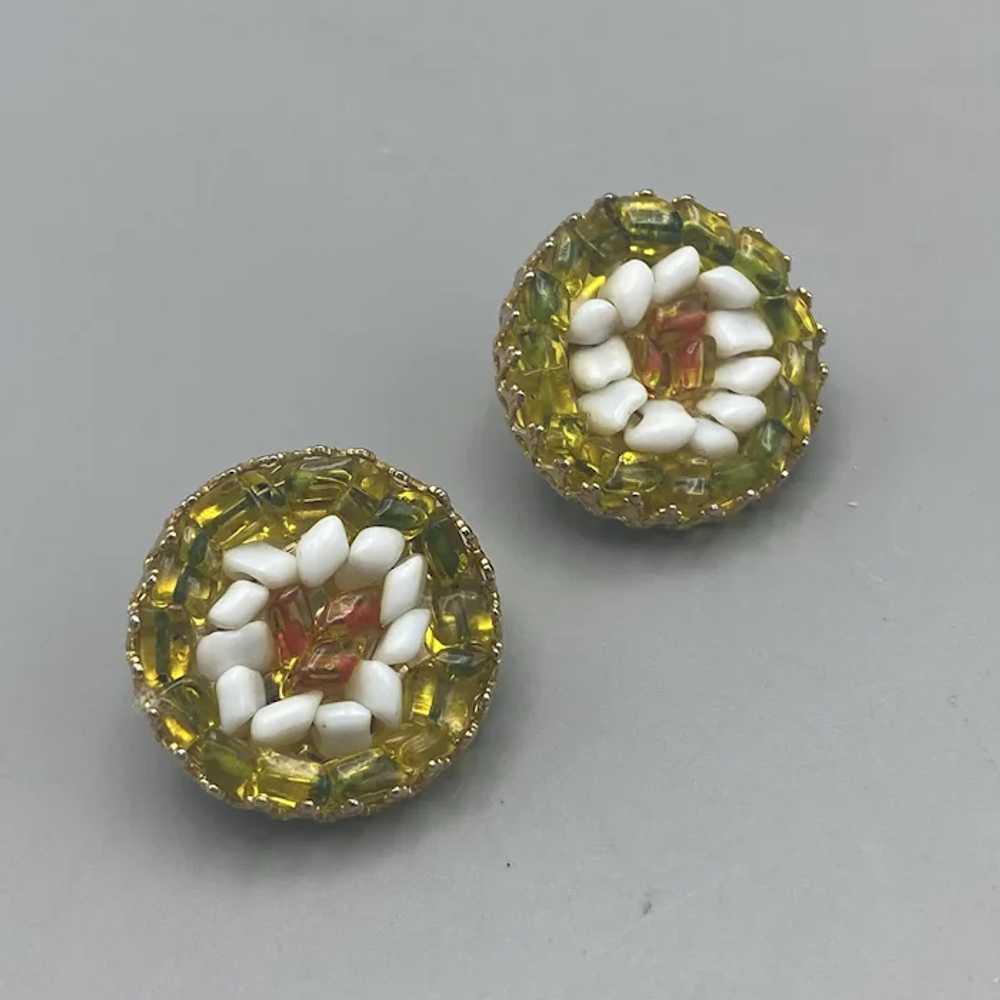 Vintage Hobé Round Glass Chip Beaded Mosaic Clip … - image 3