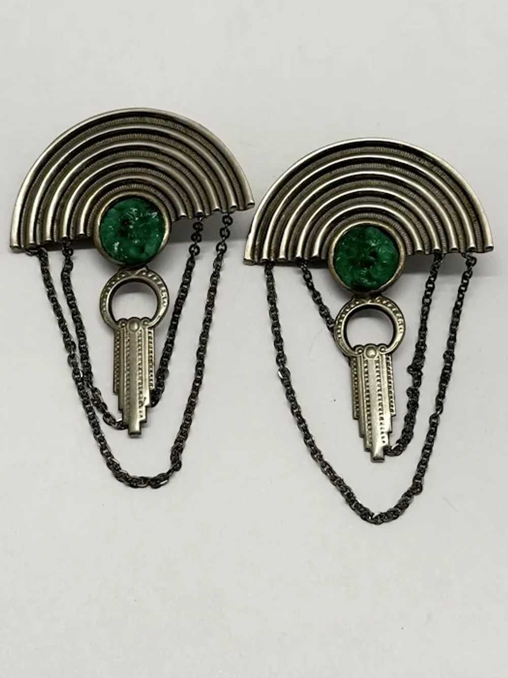 Vintage silver green Peking earrings - image 4