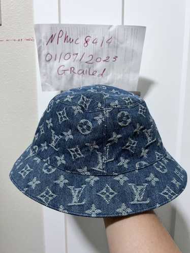 Louis Vuitton LOUIS VUITTON MONOGRAM ESSENTIAL BUC