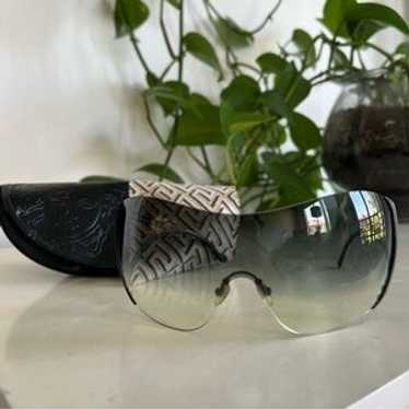 VERSACE フルフレーム Y2K モード サングラス ケース付き レア Versace sunglasses - Authenticated Vintage Y2K | eBay