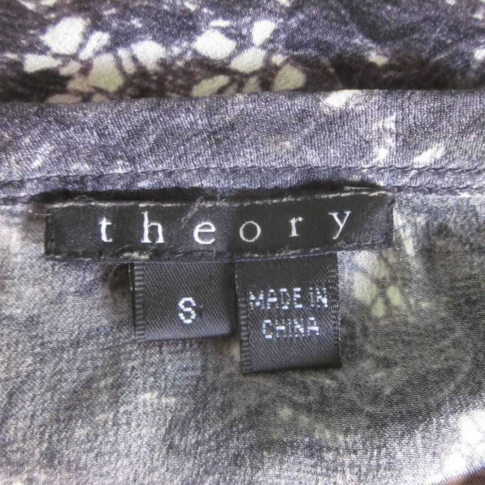 Theory Theory Silk Top Gray Lace Print Size S Ove… - image 2