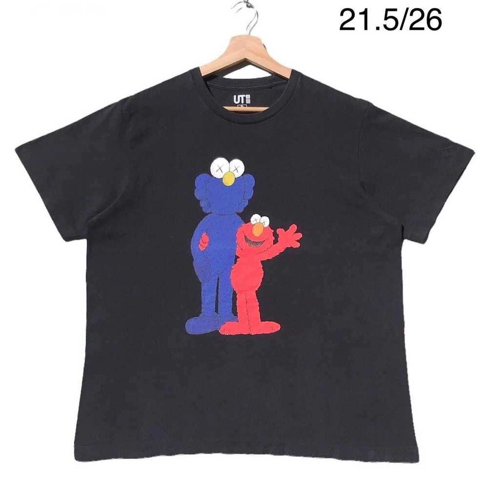 Cartoon Network × Kaws × Uniqlo RARE‼️ Kaws Sesam… - image 1