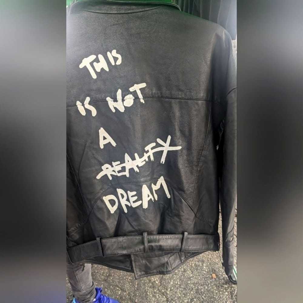 This is not a dream leather jacket - image 1