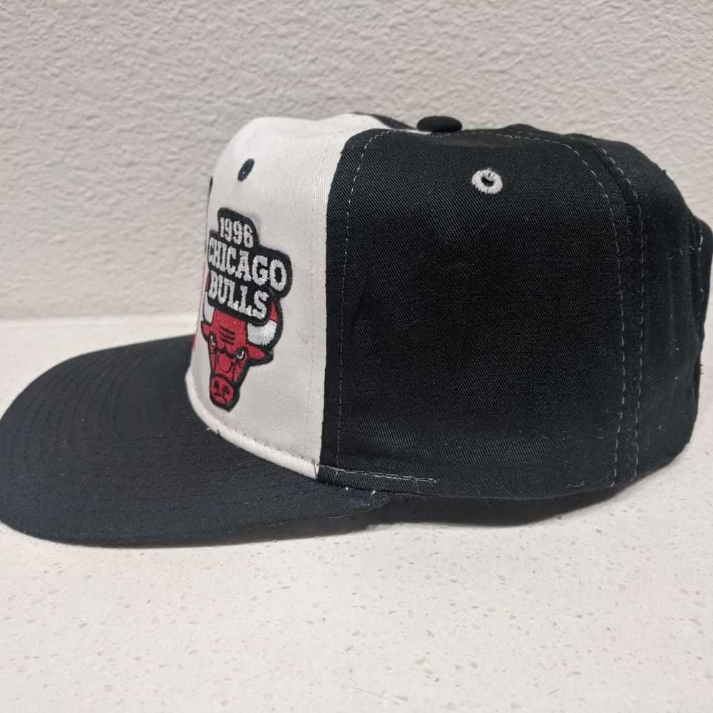 Vintage Chicago Bulls Snapback Hat - image 2