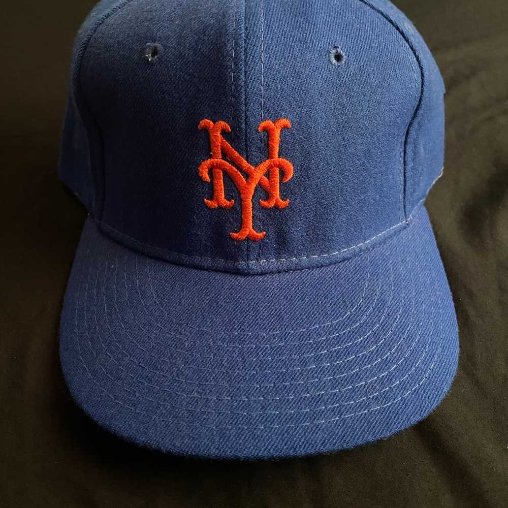 Vintage 80s  New York Met New Era Fitted Hat 7 5/8 - image 1